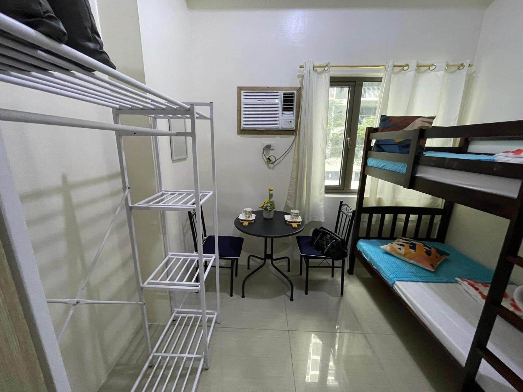 Shore Residences, Mall Of Asia Complex Stayction By Pbyy 파사이 외부 사진
